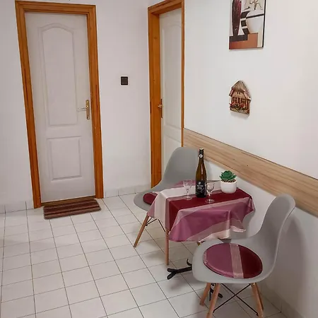 Park Nyaralohaz Ferienhaus *